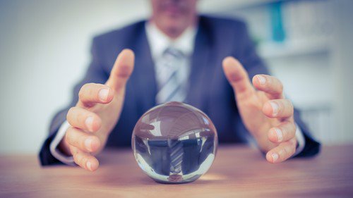 De kristallen bol van bedrijven: de toekomst voorspellen met tijdreeksen