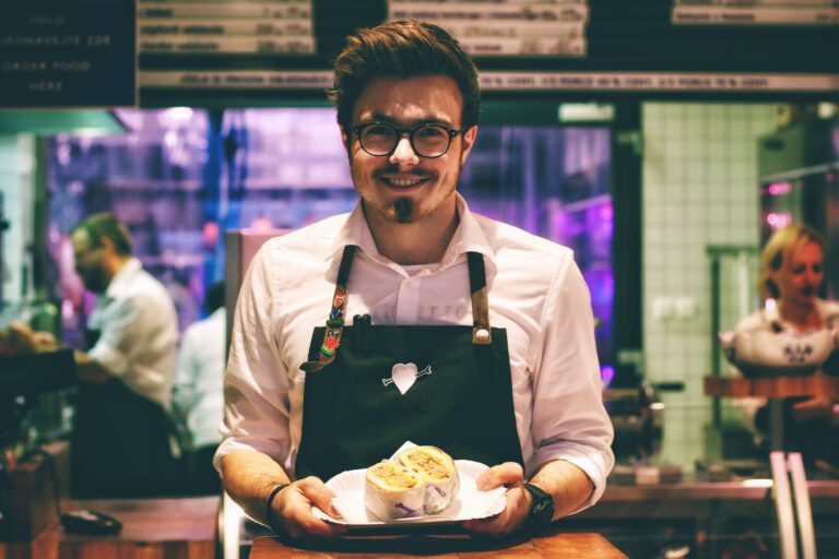 Horeca herleeft: de zwaarst getroffen sectoren herpakken zich het best