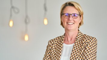Cfo Catherine Vandenborre benoemd tot gedelegeerd bestuurder ad interim van Elia