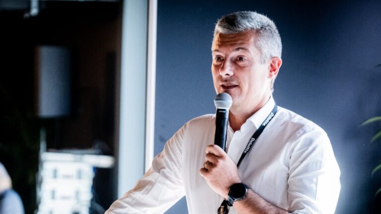 Francis Costenoble is cfo van Dela België