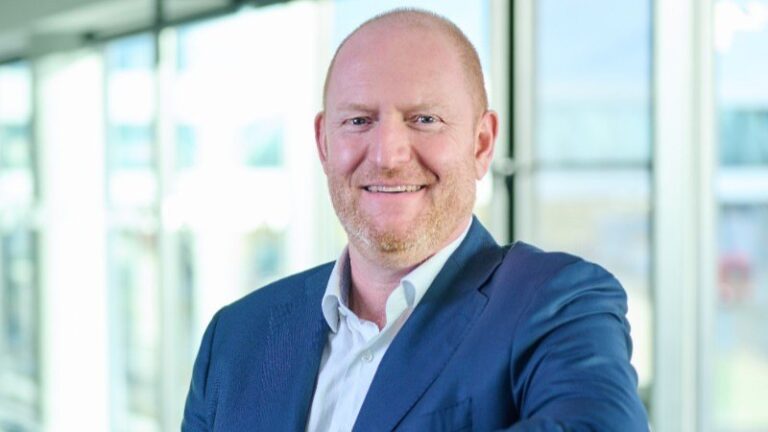 ARNAULD DEMOULIN IS CEO BIJ IMPERIAL MEAT PRODUCTS