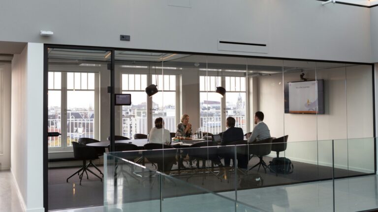 Belgische bedrijven ruilen groei-ambities in voor stabiliteit cover