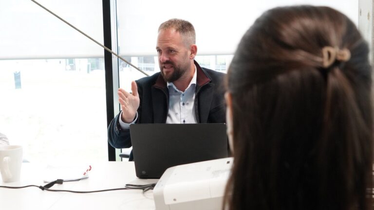 ‘Een managementvennootschap is een ticket naar autonomie, geen fiscale truc’ cover
