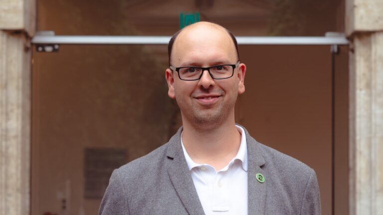​‘Belegger: reken je niet te snel rijk’ cover